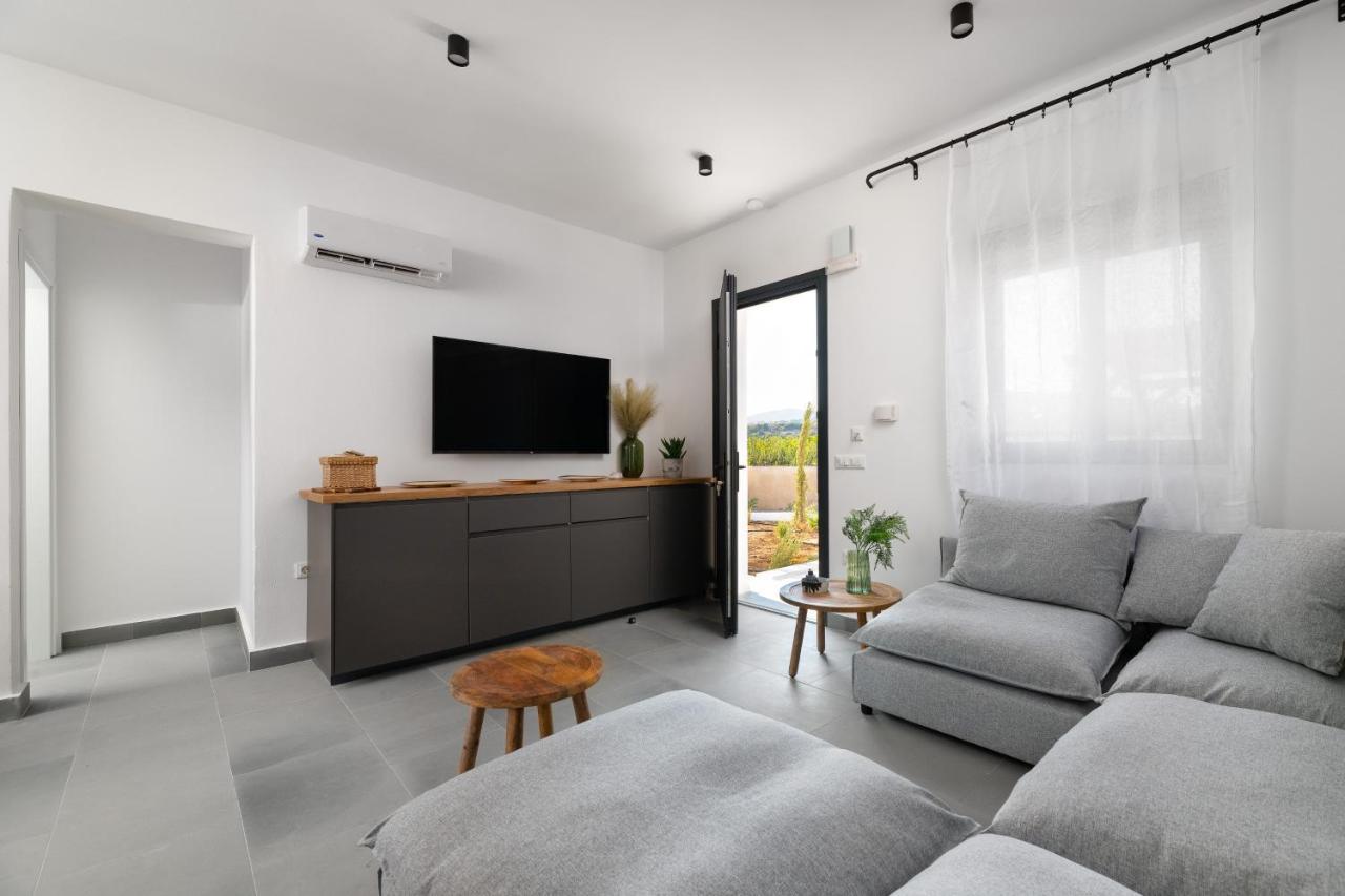 Seasand Villa Lakhania Zewnętrze zdjęcie